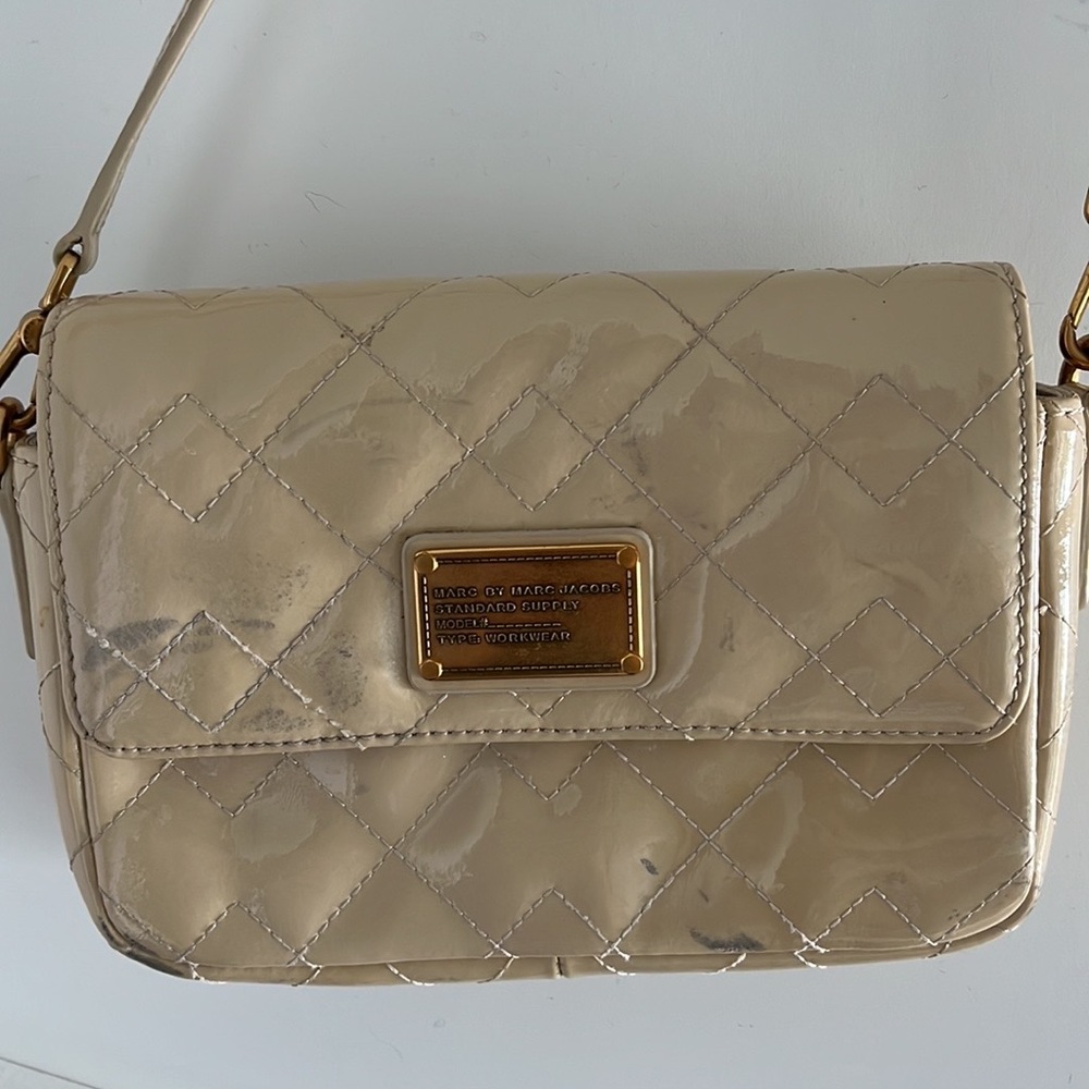 Marc Jacobs Beige Patent Leather purse